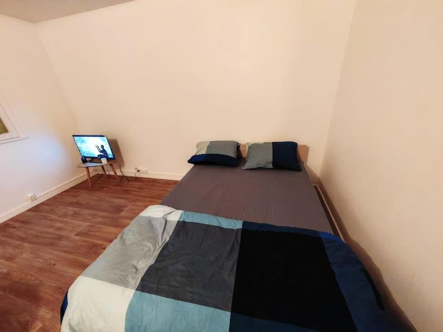 Ferienwohnung F1 Equipe Avec Ascenseur, Parking Et Pres Des Transports Argenteuil Exterior foto