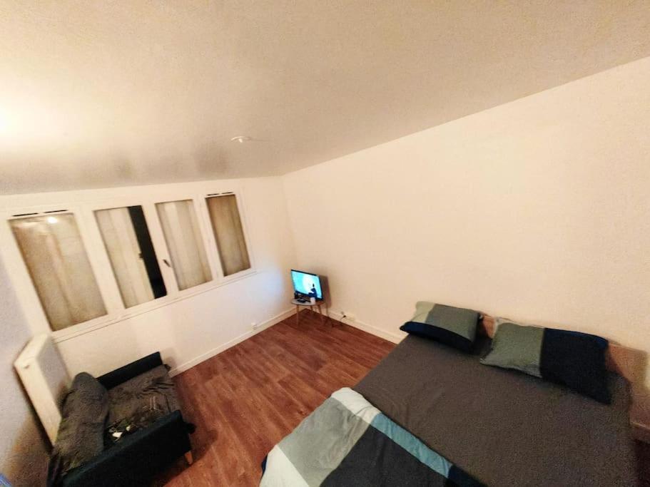 Ferienwohnung F1 Equipe Avec Ascenseur, Parking Et Pres Des Transports Argenteuil Exterior foto