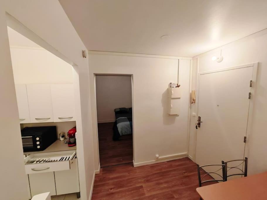 Ferienwohnung F1 Equipe Avec Ascenseur, Parking Et Pres Des Transports Argenteuil Exterior foto